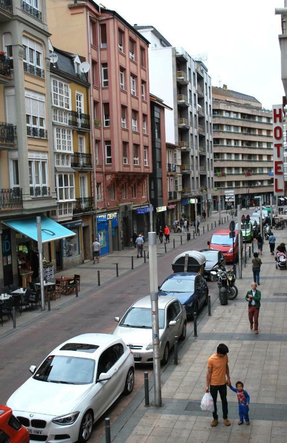 Dolce Vita Centro Vitoria-Gasteiz Bagian luar foto
